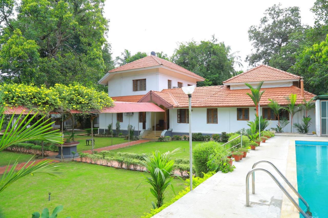 Ayuryogashram Heritage Thrissur Kültér fotó