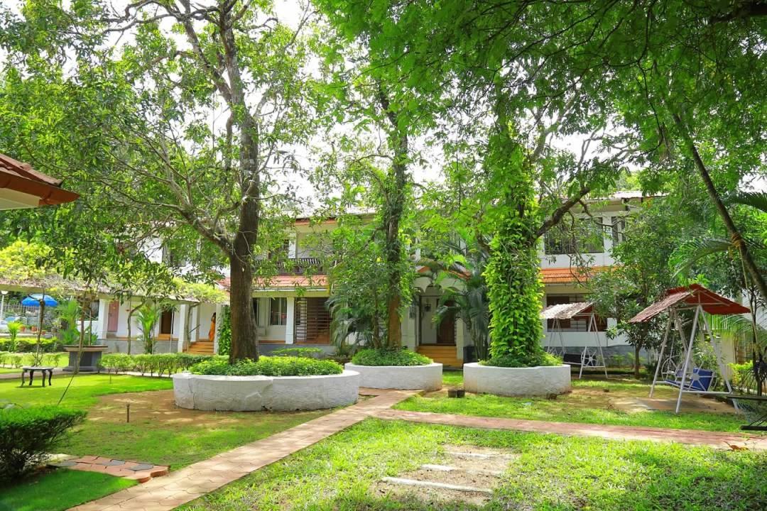 Ayuryogashram Heritage Thrissur Kültér fotó